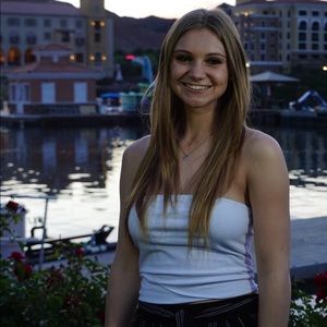 Meet your Posher, Erin